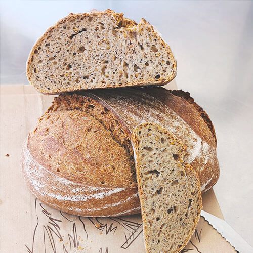 Pan de Trigo Integral con Semillas y Centeno